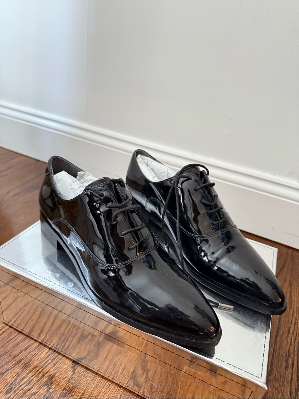 NEW Sergio Morrison Black Patent Leather Lace-Up Oxfords